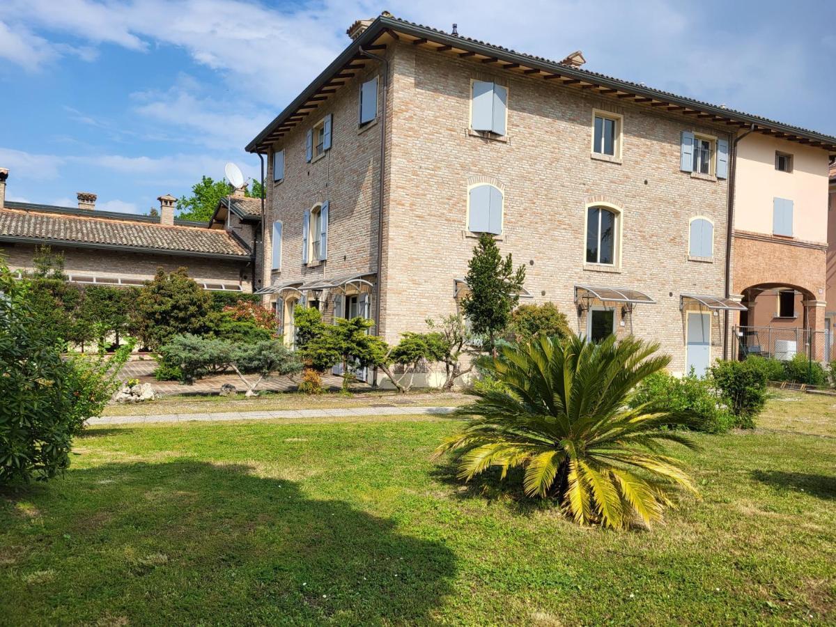 Residence Antico Borgo Modena Eksteriør bilde
